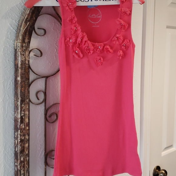 Top SMALL - Picture 1 of 3